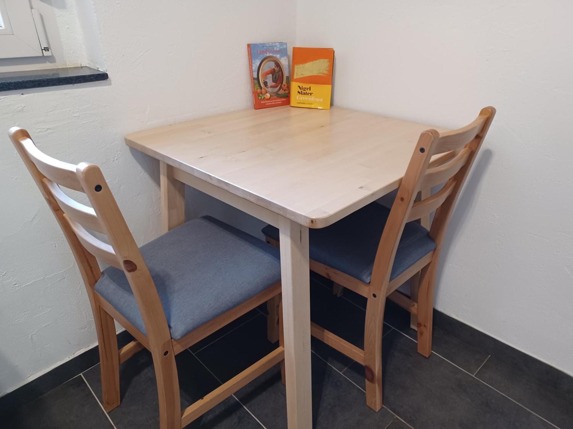 Ehemalige Bibliothek Apartment Fuer 2 Mit Kueche Kamin Netflix Parken Und Hofladen Steinhofel Luaran gambar
